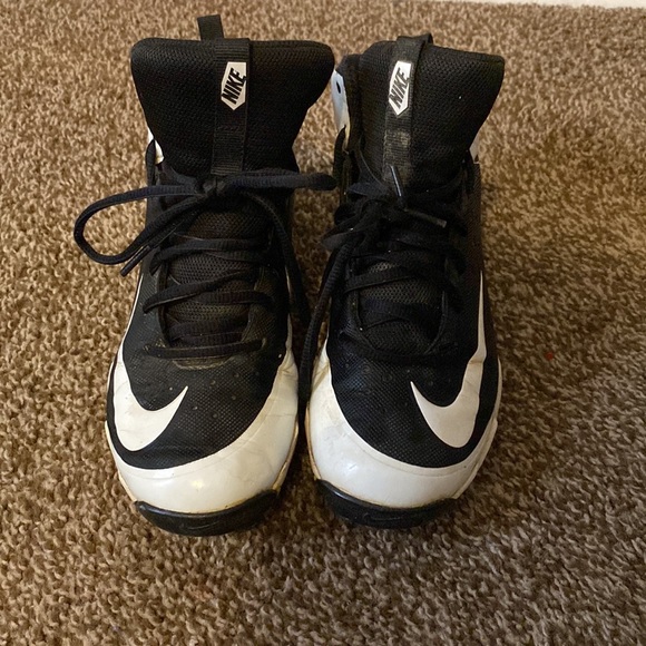 Cleats - Picture 2 of 4